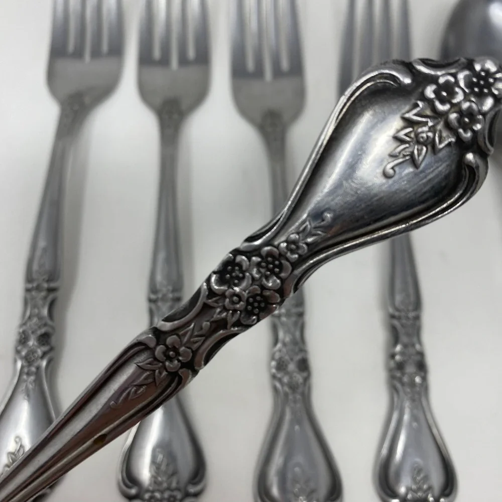 Vtg 6pc Set Wm. Rogers & Son Flatware Mid-Century Silver Floral Stainless Korea